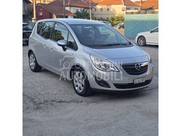 Opel Meriva 1.4 NAV VEL. SRV., 4.499 €, 2011. Monovolumen (MiniVan), Benzin | 1364 cm3, 240.000 km, 103kW (140 KS), Manuelni 6 brzina, 4/5 vrata, 5 sedišta, Kruševac