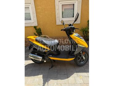 CPI OLIVER 45, 750 €, 2004. , 49 cm3, 26.000 km, 2kW (3 KS), Scooter, Kruševac