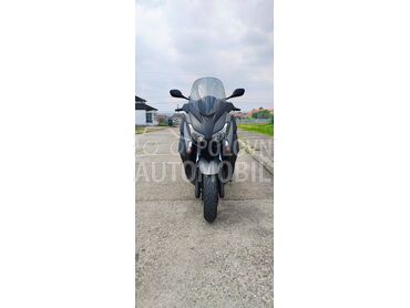 Yamaha X Max 400 (može zamena), 4.000 €, 2017. , 400 cm3, 29.000 km, 24kW (33 KS), Scooter, Loznica