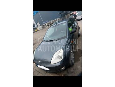 Ford Fiesta mk5, 1.550 €, 2003. Karavan, Benzin + Gas (TNG) | 1368 cm3, 250.000 km, 59kW (80 KS), Manuelni 5 brzina, 2/3 vrata, 4 sedišta, Kragujevac
