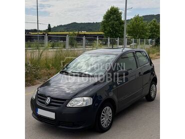 Volkswagen Fox  (može zamena), 1.850 €, 2006. Hečbek, Benzin | 1390 cm3, 160.000 km, 55kW (75 KS), Manuelni 5 brzina, 2/3 vrata, 4 sedišta, Niš