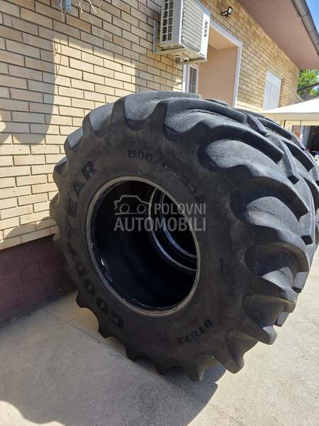 Goodyear 800/65 R32
