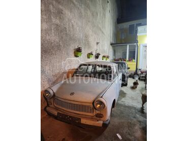 Trabant 601 STD, 1.000 €, 1989. Limuzina, Benzin | 594 cm3, 76.000 km, 19kW (26 KS), Manuelni 4 brzine, 2/3 vrata, 4 sedišta, Beograd