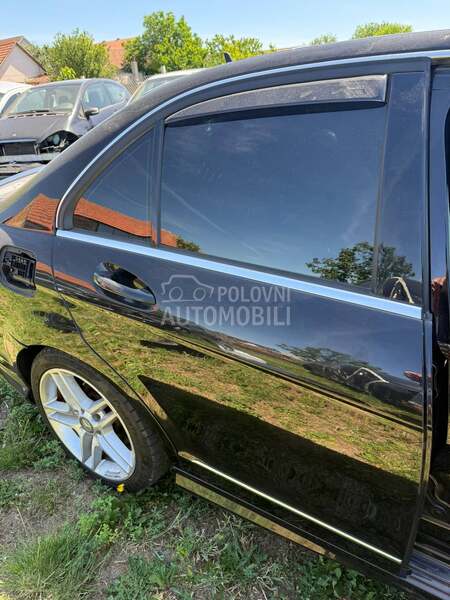 zadnja desna vrata za Mercedes Benz C Klasa od 2008. do 2014. god.