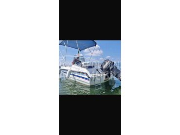 ilva miami, 5.999 €, 1991. , Gliser, Plastika, Dužina: 4.7 m, Širina: 1.85 m, Visina: 0.8 m, Novi Sad