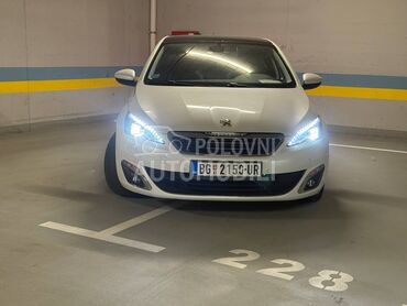 Peugeot 308 REG GODINU DANA (može zamena), 7.990 €, 2014. Hečbek, Dizel | 1560 cm3, 271.000 km, 85kW (116 KS), Manuelni 6 brzina, 4/5 vrata, 5 sedišta, Zvezdara