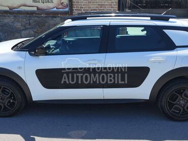 Citroen C4 Cactus, 6.000 €, 2014. Hečbek, Dizel | 1560 cm3, 270.490 km, 68kW (92 KS), Automatski / poluautomatski, 4/5 vrata, 5 sedišta, Vršac