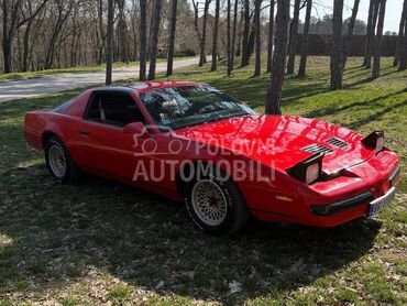Pontiac Firebird, 9.300 €, 1985. Kupe, Benzin | 2799 cm3, 75.000 km, 100kW (136 KS), Manuelni 5 brzina, 2/3 vrata, 4 sedišta, Grocka