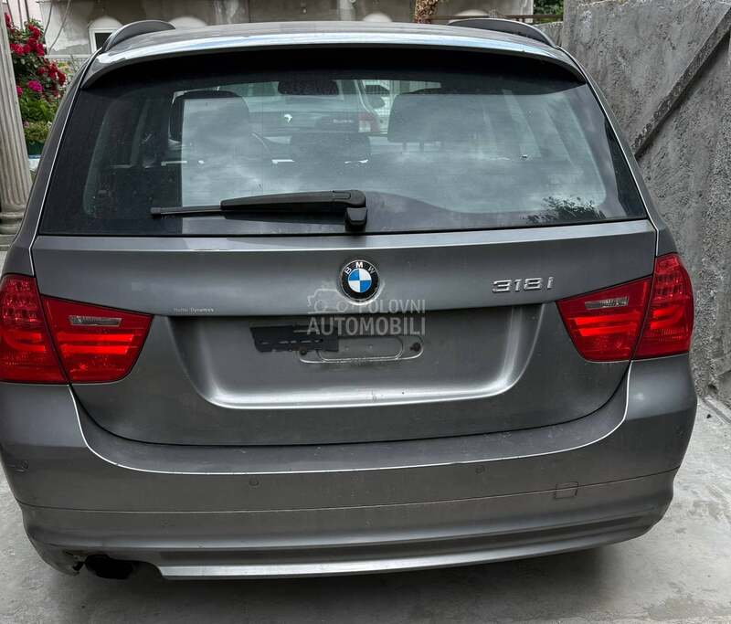 GEPEK VRATA E91 LCI za BMW Serija 3 od 2008. do 2012. god.