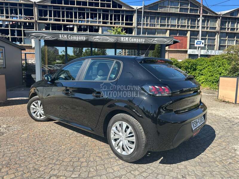 Peugeot 208 2022 photo 4