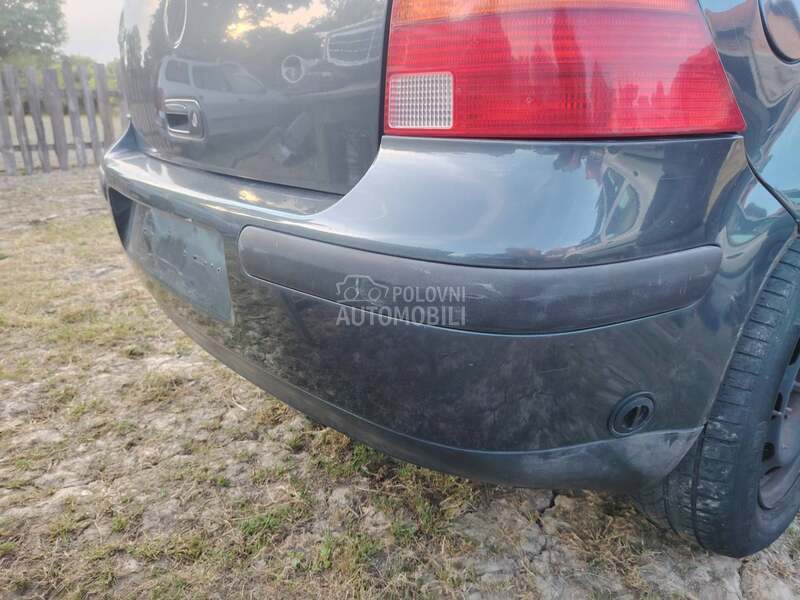 branik za Volkswagen Golf 4 od 1998. do 2005. god.