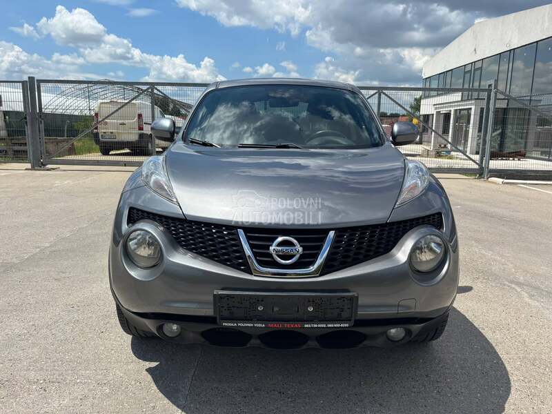 Nissan Juke 2010 photo 2