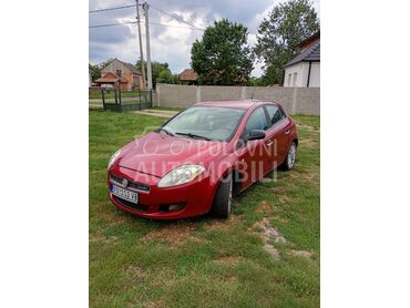 Fiat Bravo  (može zamena), 2.300 €, 2008. Hečbek, Dizel | 1910 cm3, 209.426 km, 88kW (120 KS), Manuelni 5 brzina, 4/5 vrata, 5 sedišta, Požarevac