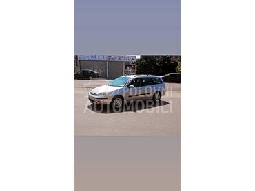 Ford Focus  (može zamena), 1.600 €, 2004. Karavan, Dizel | 1753 cm3, 30.000 km, 74kW (101 KS), Manuelni 5 brzina, 4/5 vrata, 5 sedišta, Čukarica