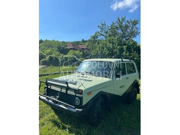 Lada Niva 1.7, 2.999 €, 2004. Džip/SUV, Benzin + Gas (TNG) | 1690 cm3, 96.184 km, 60kW (82 KS), Manuelni 5 brzina, 2/3 vrata, 4 sedišta, Paraćin
