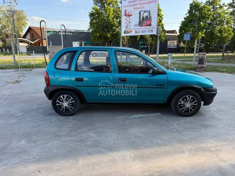 Opel Corsa B 1996 photo 4