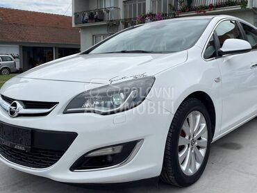 Opel Astra J N.a.v.i/K.a.m.e.r.a (može zamena), 6.600 €, 2013. Hečbek, Benzin | 1364 cm3, 273.950 km, 88kW (120 KS), Manuelni 6 brzina, 4/5 vrata, 5 sedišta, Kragujevac