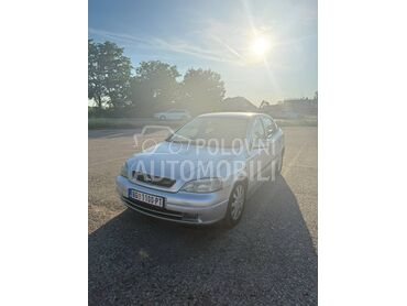 Opel Astra G sport, 1.350 €, 2002. Hečbek, Benzin | 1598 cm3, 250.000 km, 74kW (101 KS), Manuelni 5 brzina, 4/5 vrata, 5 sedišta, Novi Beograd