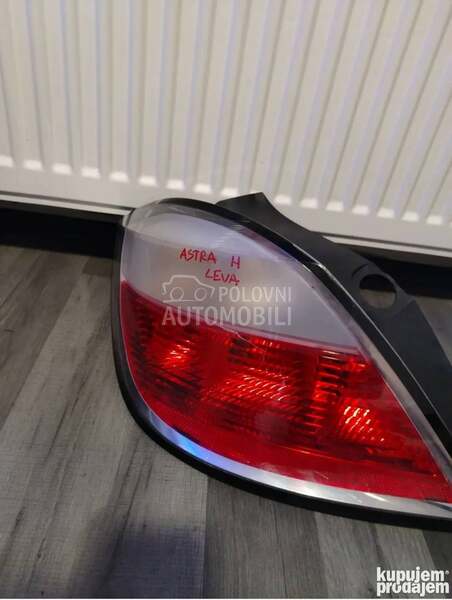 Leva stop lampa za Opel Astra H