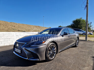 Lexus 500 LS AWD, 43.000 €, 2020. Limuzina, Benzin | 3500 cm3, 170.000 km, 306kW (416 KS), Automatski / poluautomatski, 4/5 vrata, 5 sedišta, Novi Sad