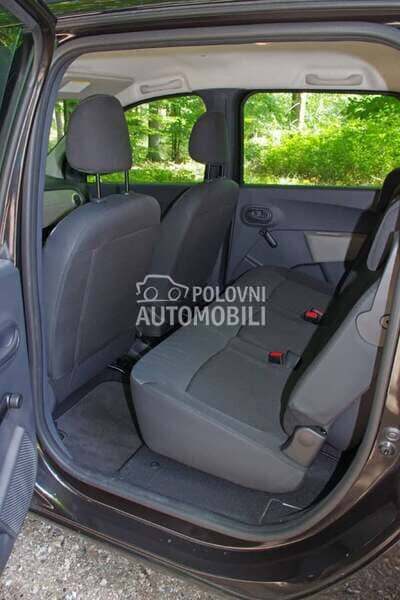 sediste za Dacia Lodgy