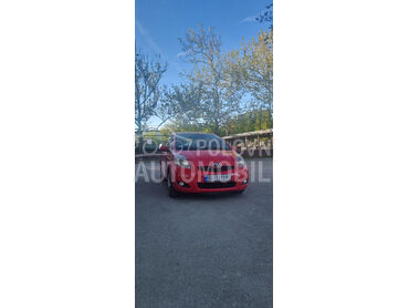 Toyota Yaris 1.4d4d, 4.500 €, 2010. Hečbek, Dizel | 1364 cm3, 228.000 km, 66kW (90 KS), Manuelni 6 brzina, 4/5 vrata, 5 sedišta, Beograd
