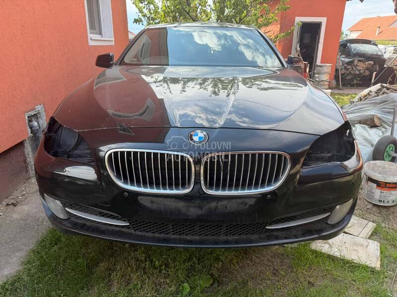 kompletan u delovima za BMW 520 od 2010. do 2013. god.