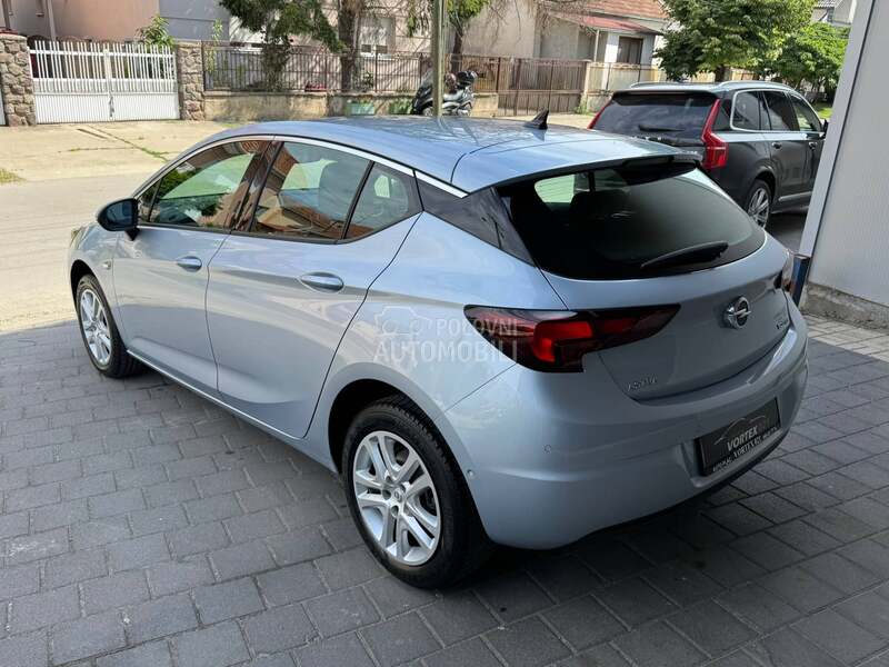 Opel Astra K 2019 photo 5