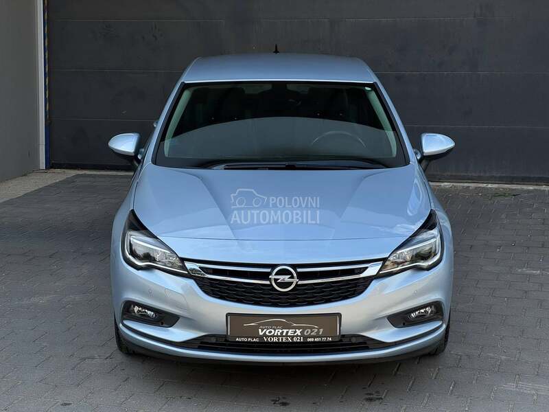 Opel Astra K 2019 photo 2