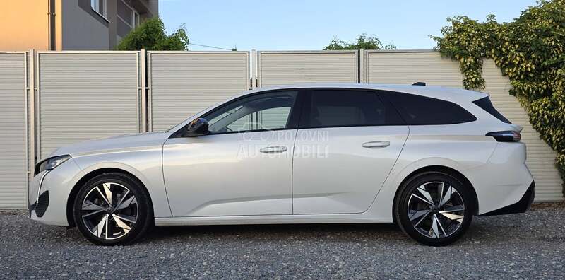 Peugeot 308 2022 photo 4