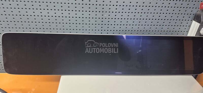 Led instrument tabla za Mercedes Benz E Klasa od 2016. do 2023. god.