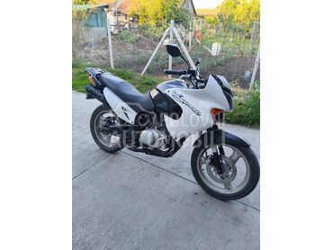 Honda Varadero 125, 1.400 €, 2006. , 125 cm3, 25.000 km, 11kW (15 KS), Enduro / Cross, Temerin