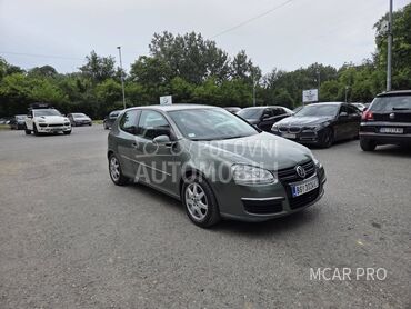 Volkswagen Golf 5 1.6 (može zamena)