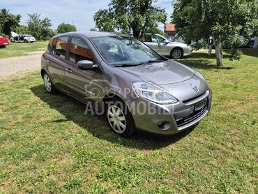 Renault Clio 1.2, 4.900 €, 2013. Limuzina, Benzin | 1149 cm3, 157.800 km, 55kW (75 KS), Manuelni 5 brzina, 4/5 vrata, 5 sedišta, Jagodina