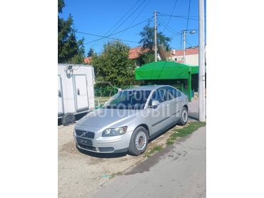 Volvo S40 1.6 (može zamena), 1.899 €, 2007. Limuzina, Dizel | 1560 cm3, 289.362 km, 80kW (109 KS), Manuelni 5 brzina, 4/5 vrata, 5 sedišta, Trstenik