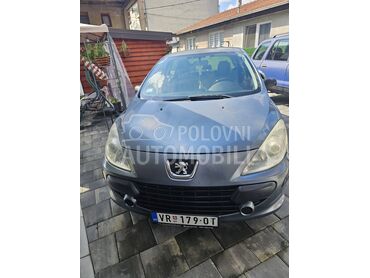 Peugeot 307 , 2.500 €, 2006. Hečbek, Dizel | 1560 cm3, 356.512 km, 66kW (90 KS), Manuelni 5 brzina, 4/5 vrata, 5 sedišta, Trgovište