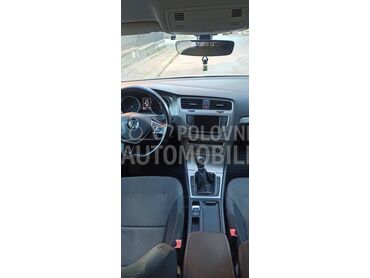 Volkswagen Golf 7 (može zamena), 9.000 €, 2016. Karavan, Benzin + Metan (CNG) | 1400 cm3, 261.000 km, 81kW (110 KS), Manuelni 6 brzina, 4/5 vrata, 5 sedišta, Pantelej