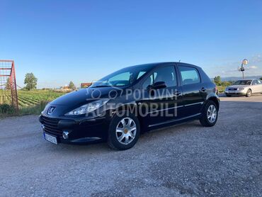 Peugeot 307 , 2.350 €, 2007. Hečbek, Benzin + Gas (TNG) | 1360 cm3, 332.000 km, 65kW (88 KS), Manuelni 5 brzina, 4/5 vrata, 5 sedišta, Lazarevac