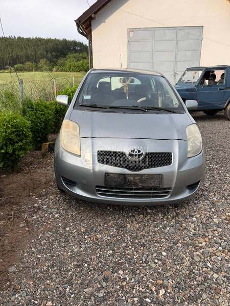 yaris delovi za Toyota Yaris od 2005. do 2010. god.