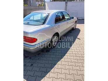 Mercedes Benz C 220 (može zamena), 500 €, 1996. Limuzina, Dizel | 2200 cm3, 12.332 km, 70kW (95 KS), Automatski / poluautomatski, 4/5 vrata, 5 sedišta, Bela Palanka
