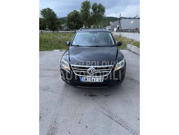 Volkswagen Tiguan  (može zamena), 9.800 €, 2010. Džip/SUV, Dizel | 1968 cm3, 256.000 km, 103kW (140 KS), Automatski / poluautomatski, 4/5 vrata, 5 sedišta, Gornji Milanovac