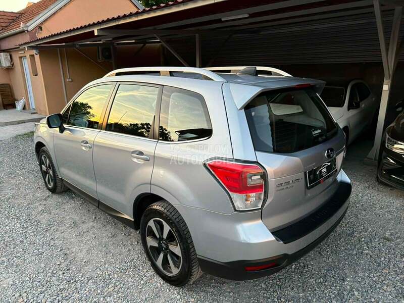 Subaru Forester 2018 photo 5