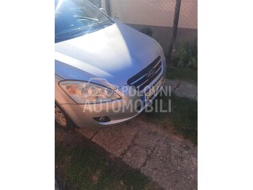 Kia cee`d sw 1.6crdi, 2.300 €, 2008. Karavan, Dizel | 1582 cm3, 350.000 km, 85kW (116 KS), Manuelni 5 brzina, 4/5 vrata, 5 sedišta, Umka