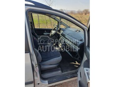 Ford Galaxy , 1.500 €, 2002. Monovolumen (MiniVan), Dizel | 1900 cm3, 3.000.005 km, 85kW (116 KS), Automatski / poluautomatski, 4/5 vrata, 7 sedišta, Paraćin