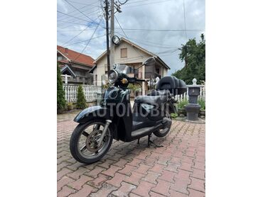 Aprilia Scarabeo 200, 1.050 €, 2002. , 180 cm3, 31.508 km, 11kW (15 KS), Scooter, Vlasotince