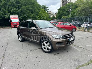Volkswagen Touareg (može zamena), 12.200 €, 2010. Džip/SUV, Dizel | 2967 cm3, 223.000 km, 176kW (239 KS), Automatski / poluautomatski, 4/5 vrata, 5 sedišta, Beograd