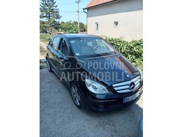 Mercedes Benz B 200 2.0 cdi, 2.500 €, 2006. Hečbek, Dizel | 1999 cm3, 254.000 km, 100kW (136 KS), Automatski / poluautomatski, 4/5 vrata, 5 sedišta, Barajevo