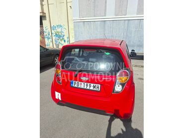 Chevrolet Spark 1.0LS, 2.400 €, 2011. Hečbek, Benzin + Gas (TNG) | 995 cm3, 187.550 km, 50kW (68 KS), Manuelni 5 brzina, 4/5 vrata, 5 sedišta, Požarevac