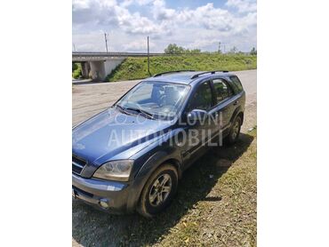 Kia Sorento 2.5, 1.750 €, 2004. Džip/SUV, Dizel | 2497 cm3, 290.000 km, 103kW (140 KS), Automatski / poluautomatski, 4/5 vrata, 5 sedišta, Lučani (Varošica)