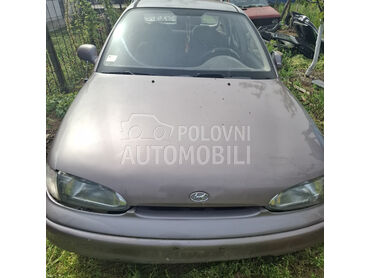 Hyundai Accent , 300 €, 1997. Limuzina, Benzin | 1341 cm3, 200.000 km, 44kW (60 KS), Manuelni 5 brzina, 4/5 vrata, 5 sedišta, Bratmilovce